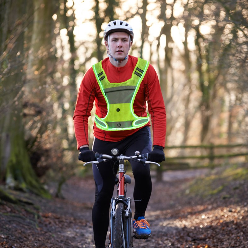 LED-verlichte sportkleding Mes - Cycling Visibility Gear recensie en prijs